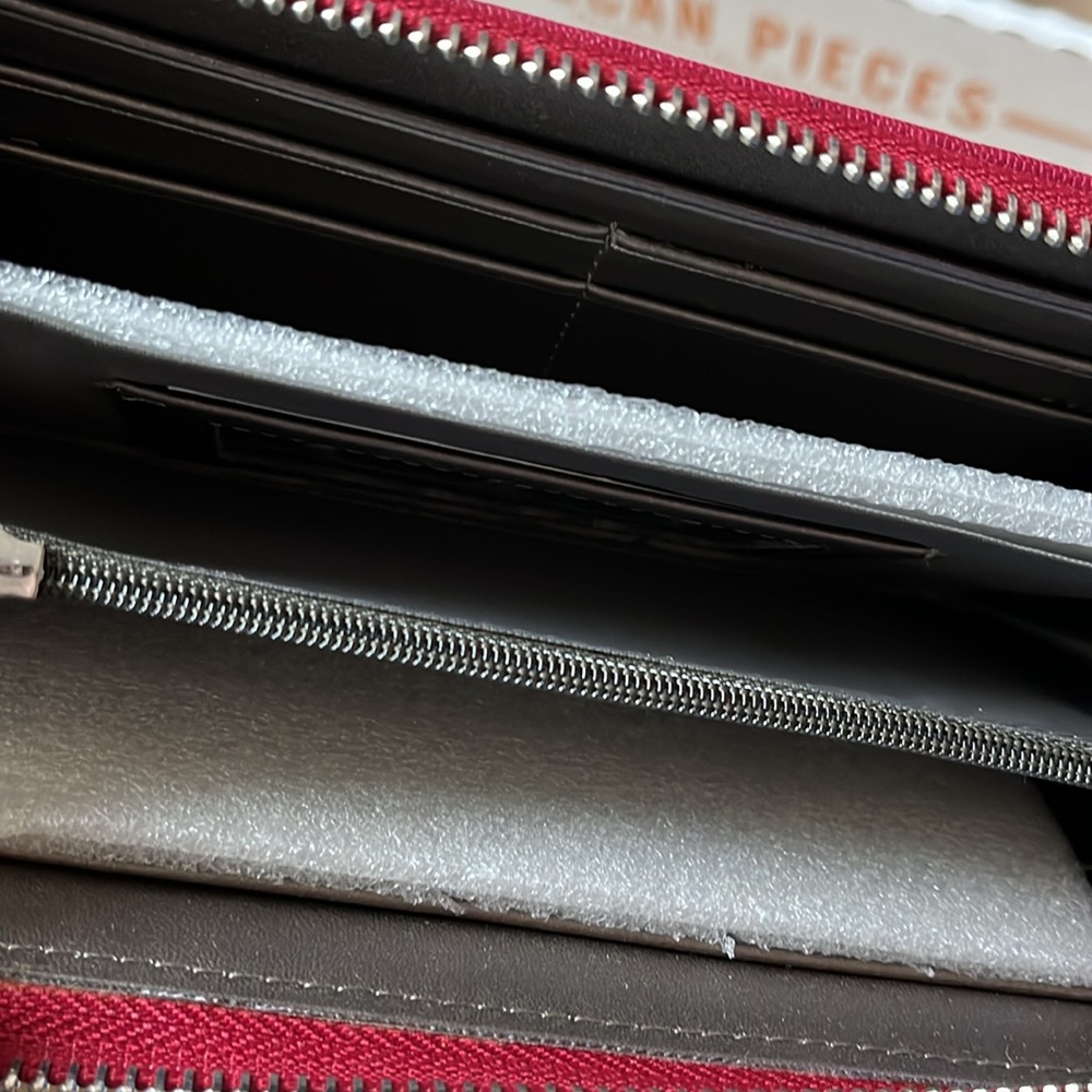 C&C Wallet - Picture 3 of 4